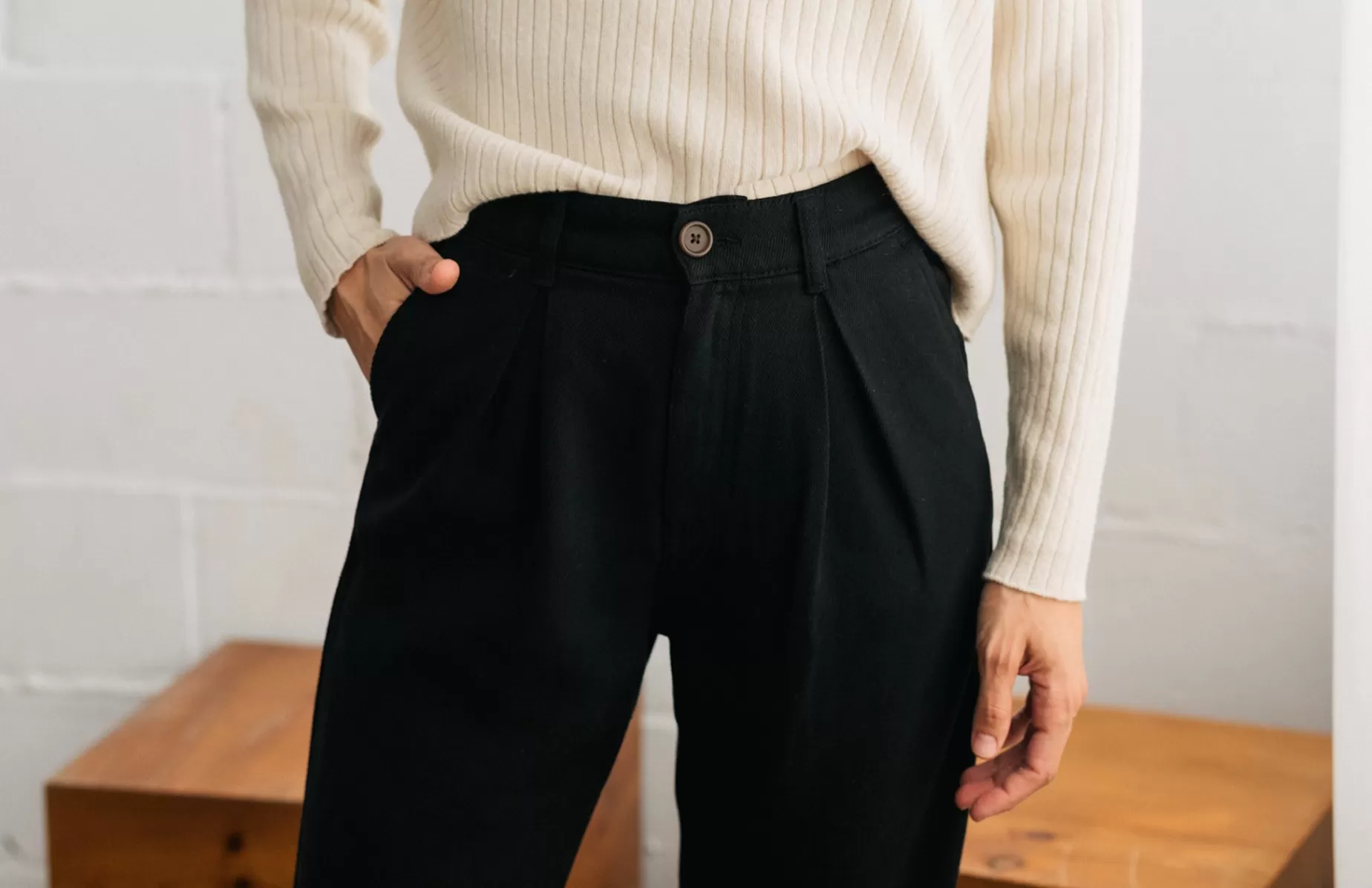 Hose*TWOTHIRDS Du Tust Schwarz