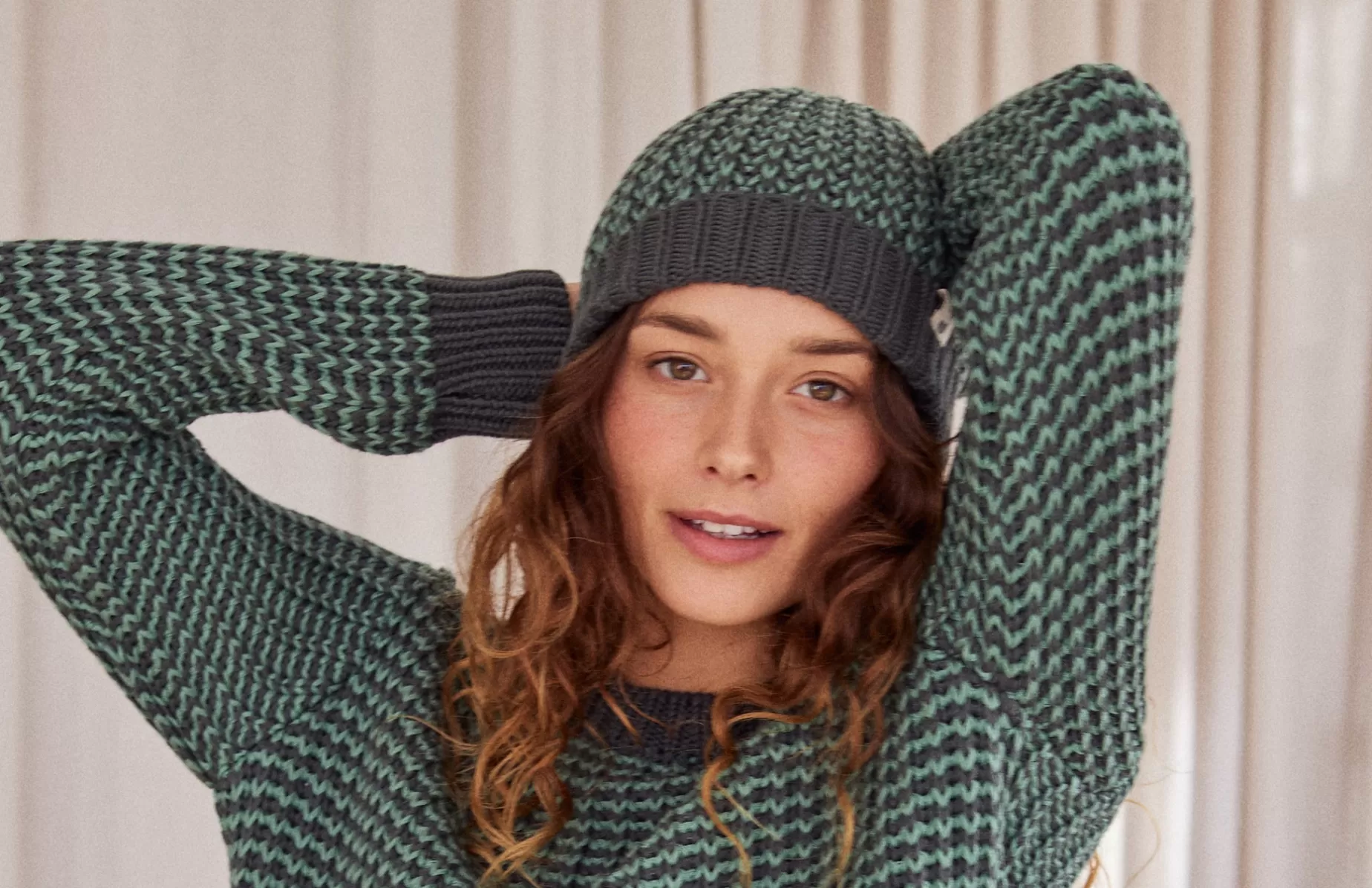 Kopfbedeckung*TWOTHIRDS Katiu Beanie Zweifarbiger Deep Lake