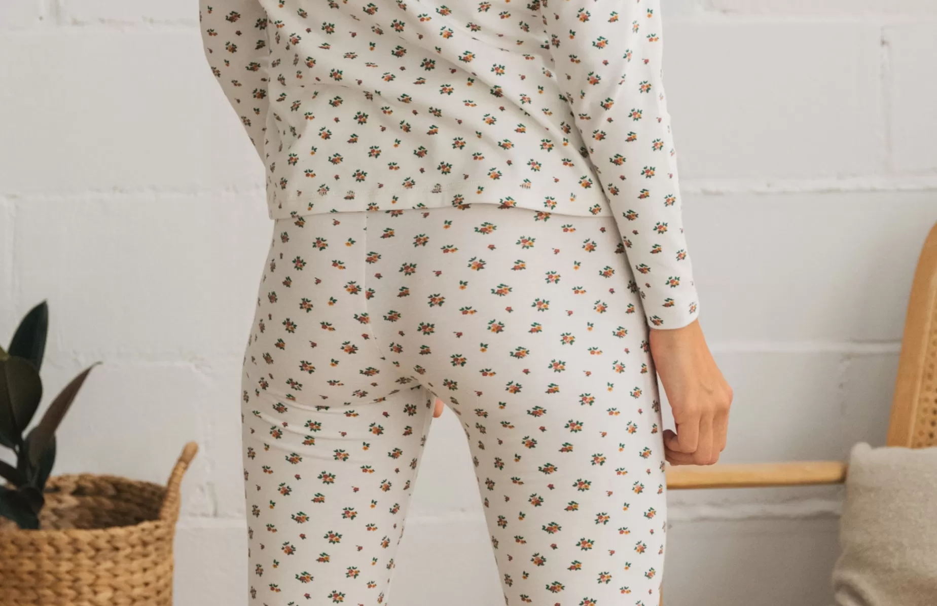 Loungewear*TWOTHIRDS Lauley Ecru-Blumenmuster