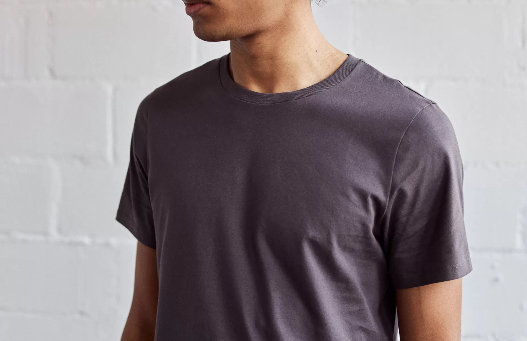 T-Shirts*TWOTHIRDS Monothaki Dunkler Sand